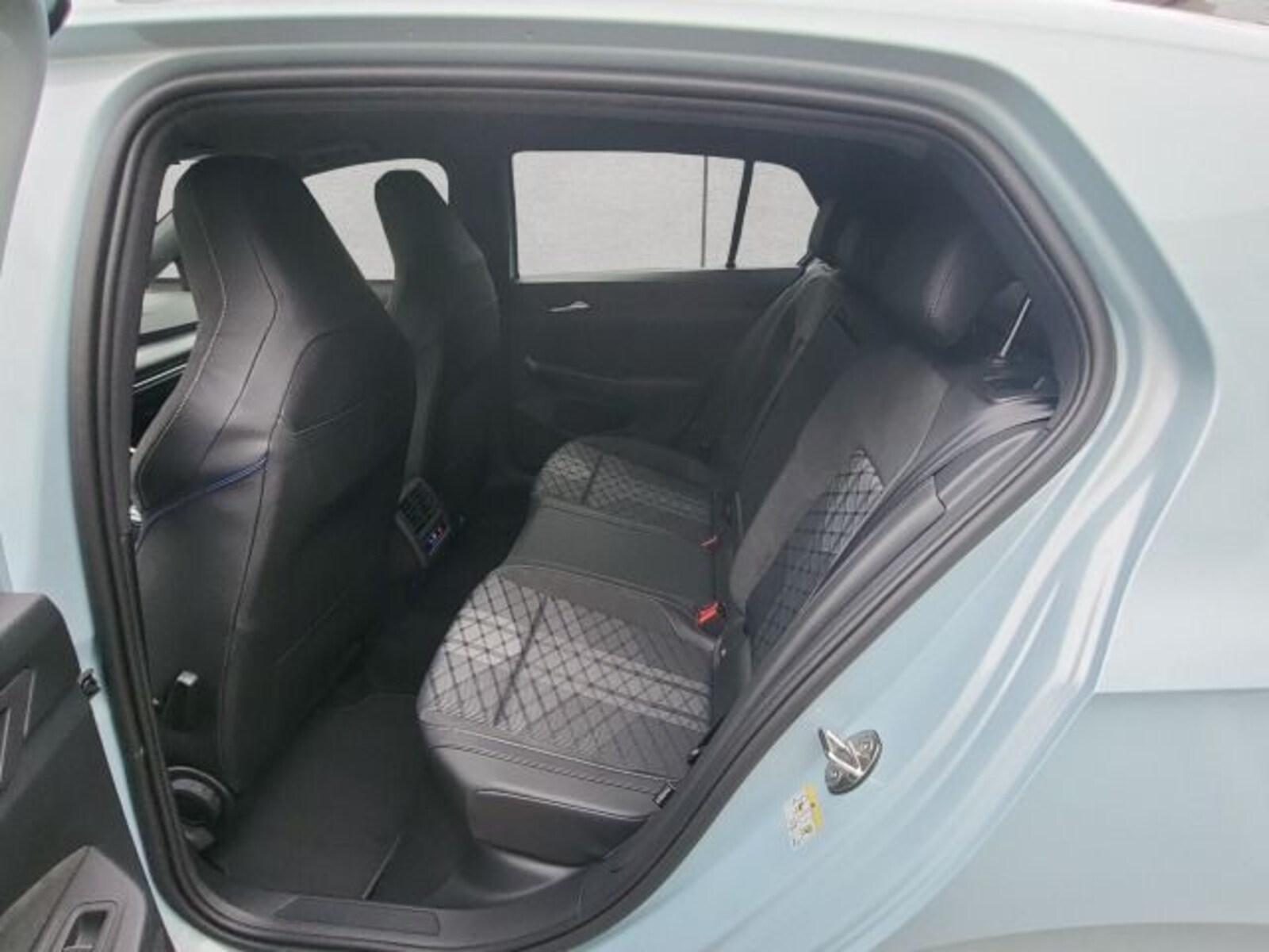 Volkswagen Golf – Bild 17