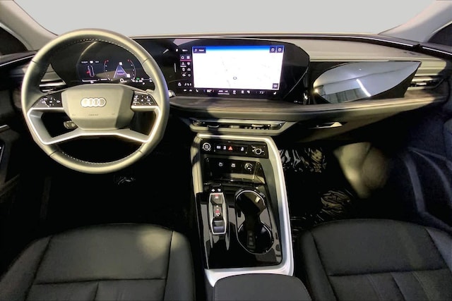 2025 Audi Q5 Premium - Photo 16