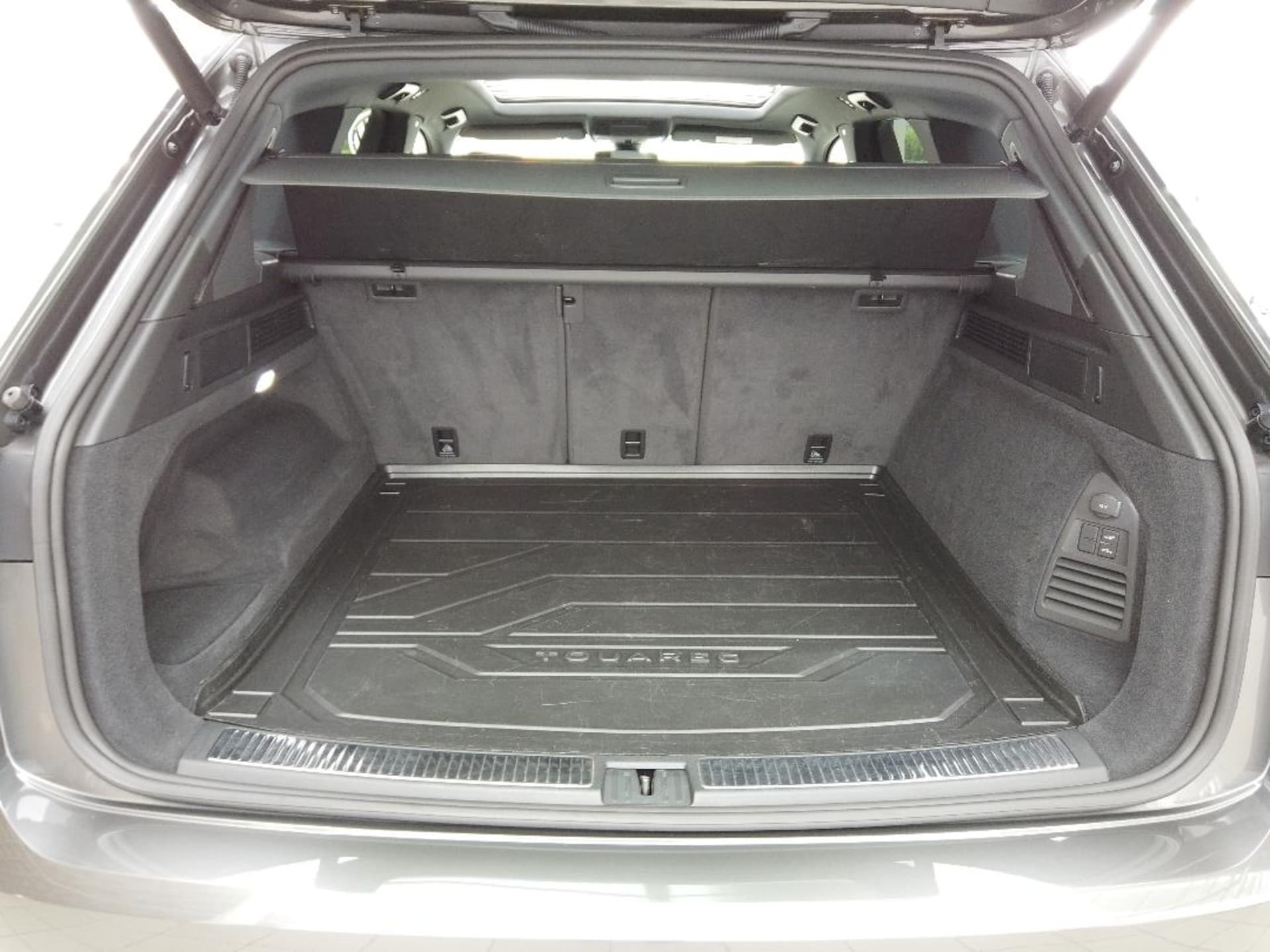 Volkswagen Touareg Elegance