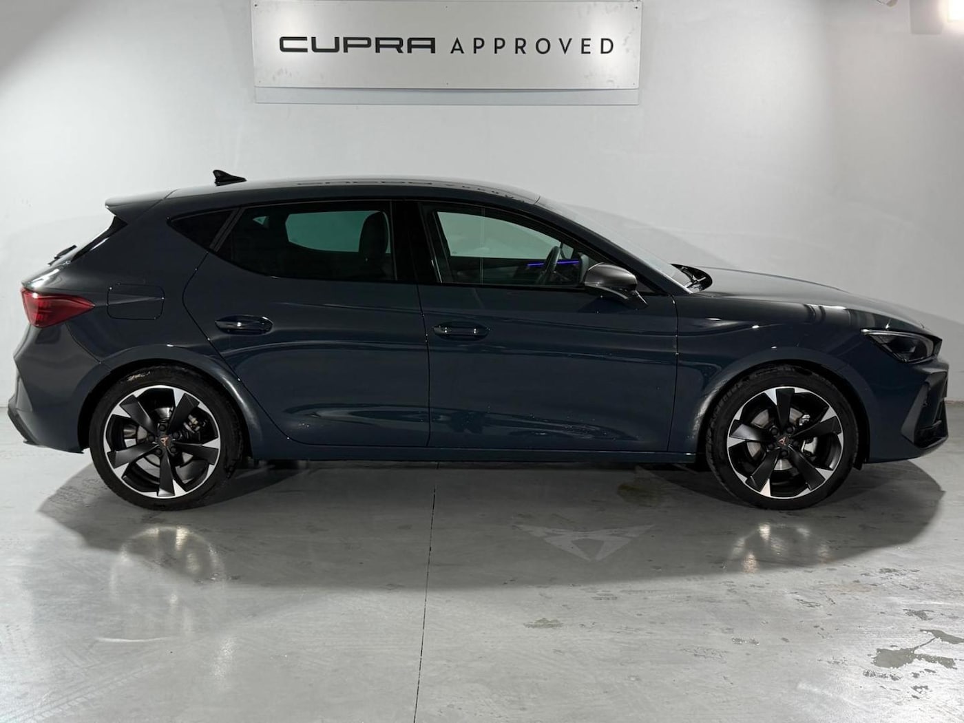 CUPRA Leon León 1.5 eTSI DSG 110 kW (150 CV) — photo 3