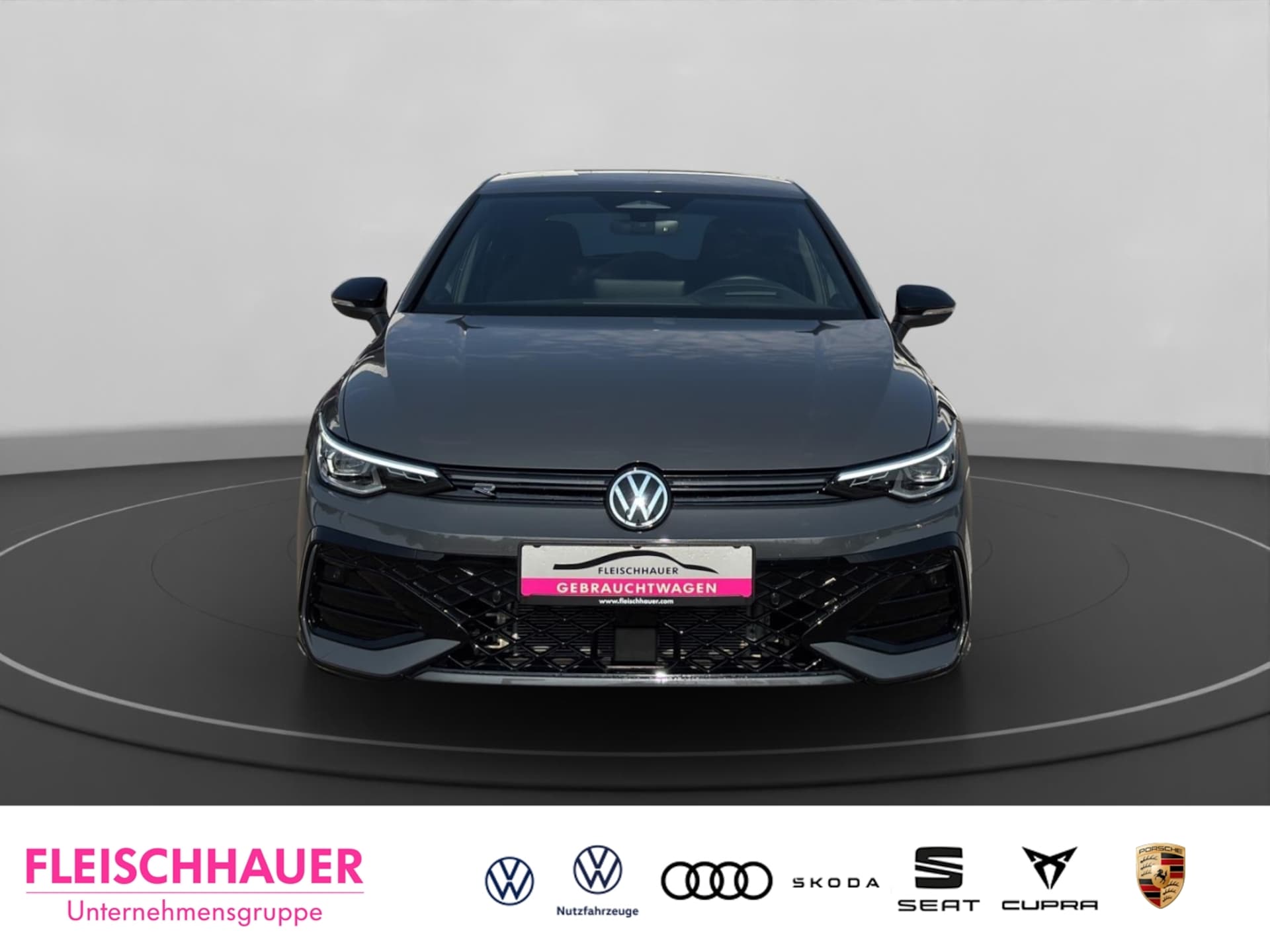 Volkswagen Golf R-Line