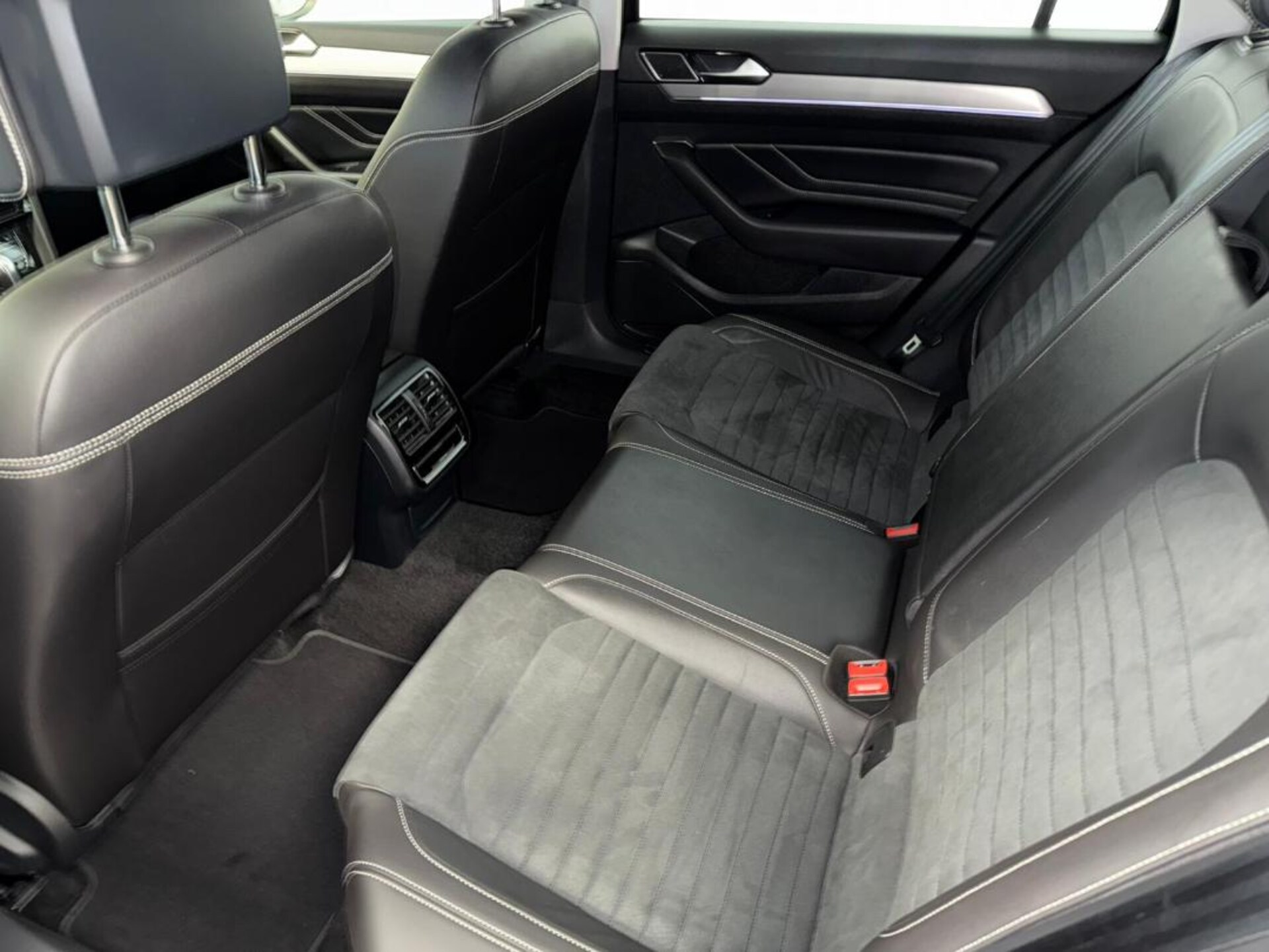 Volkswagen Passat Variant Elegance
