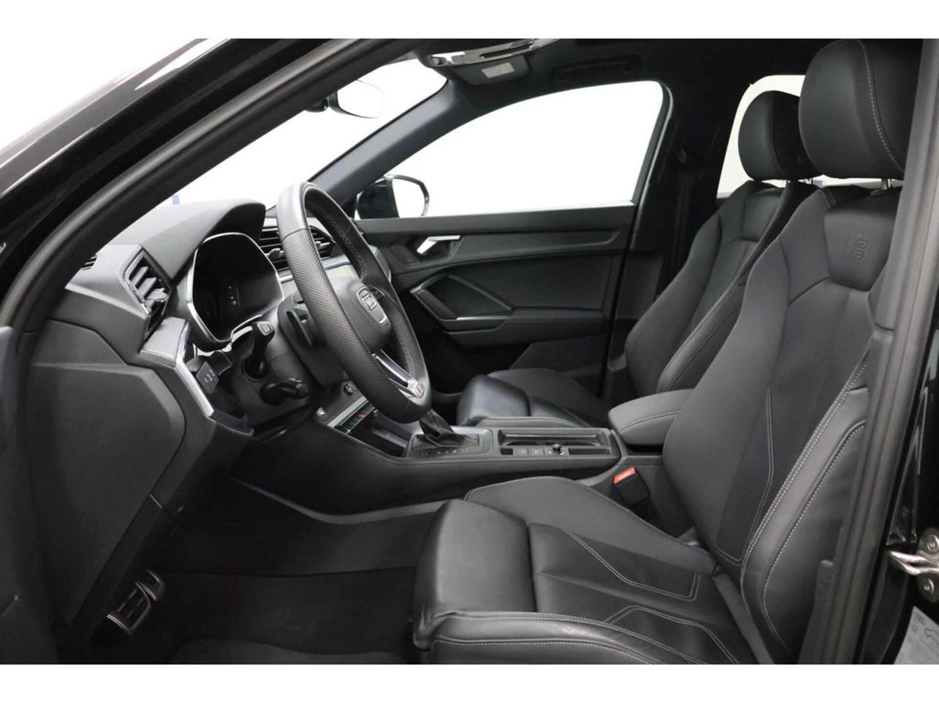 Audi Q3 Sportback S line