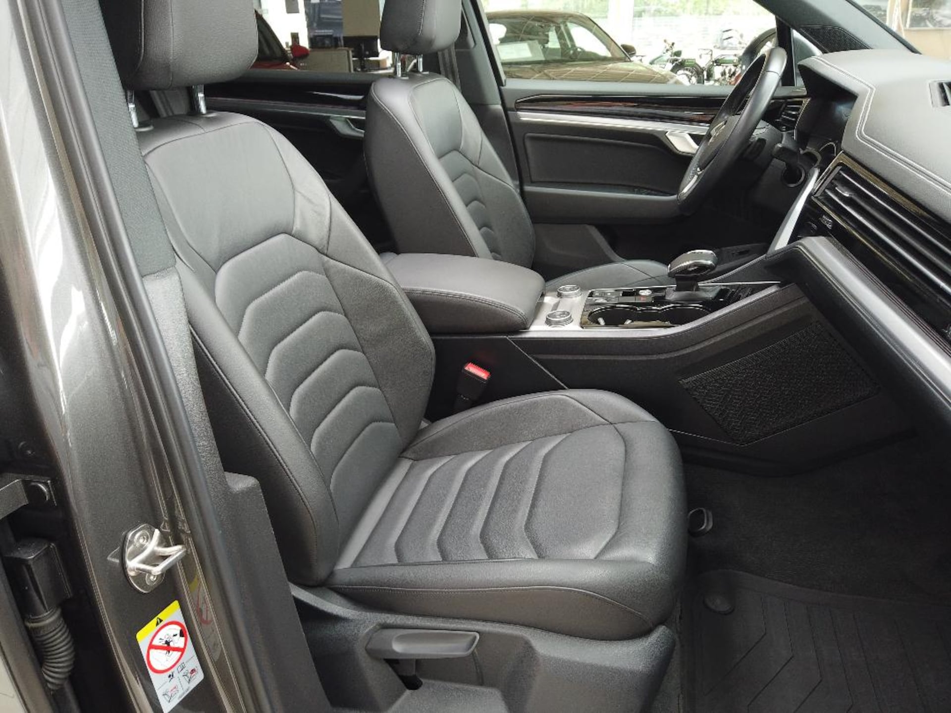 Volkswagen Touareg Elegance