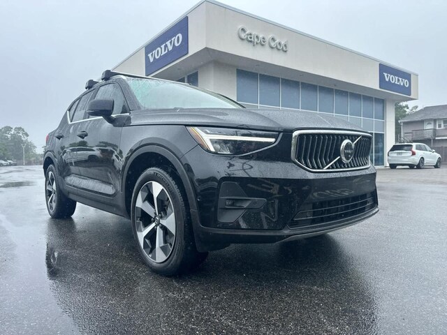 2023 Volvo XC40