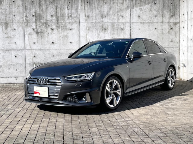 Audi A4 Sedan