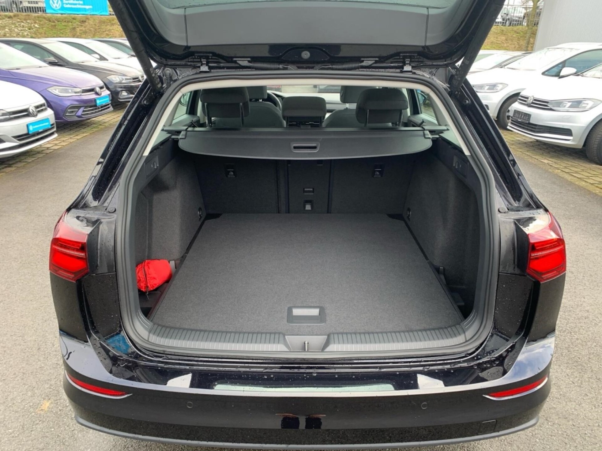 Volkswagen Golf Variant Life