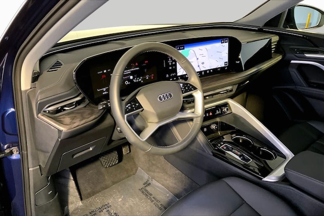 2025 Audi Q5 Premium - Photo 18