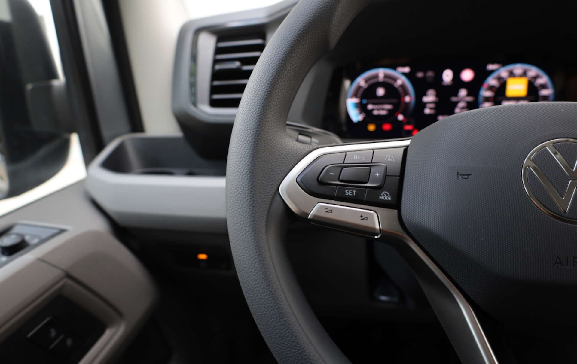 Volkswagen Crafter Kasten mittlerer Radstand
