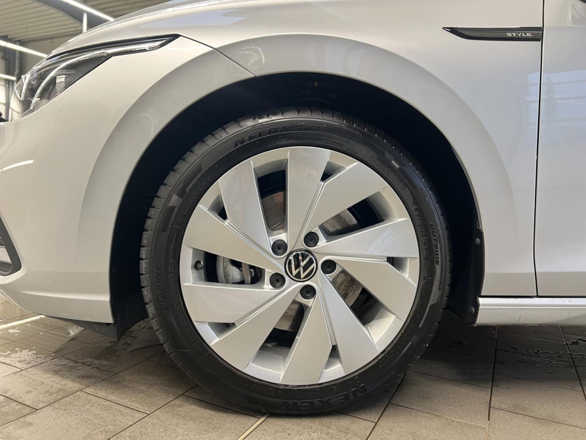 Volkswagen Golf Variant Style