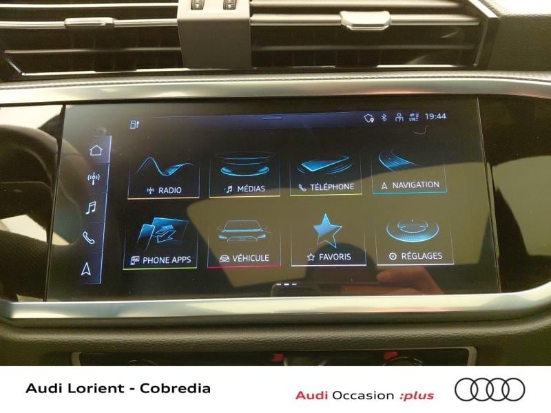 Image about Audi Q3 Sportback TFSI e S line 45 TFSI e 180 kW (245 ch) S tronic