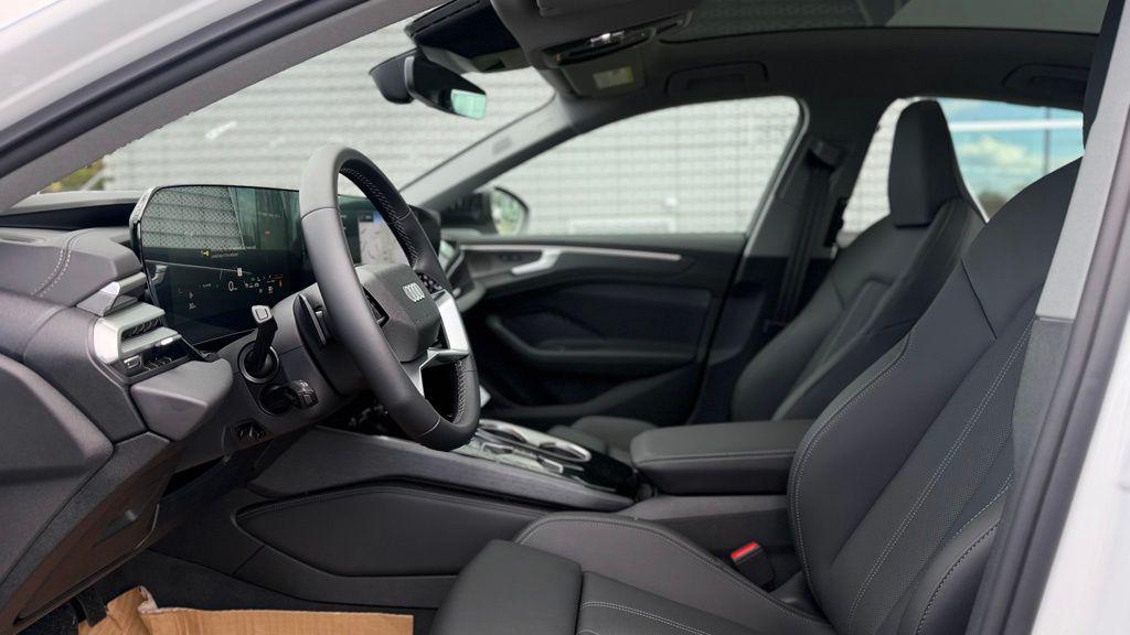 2026 Audi A6 Premium Plus - Photo 11