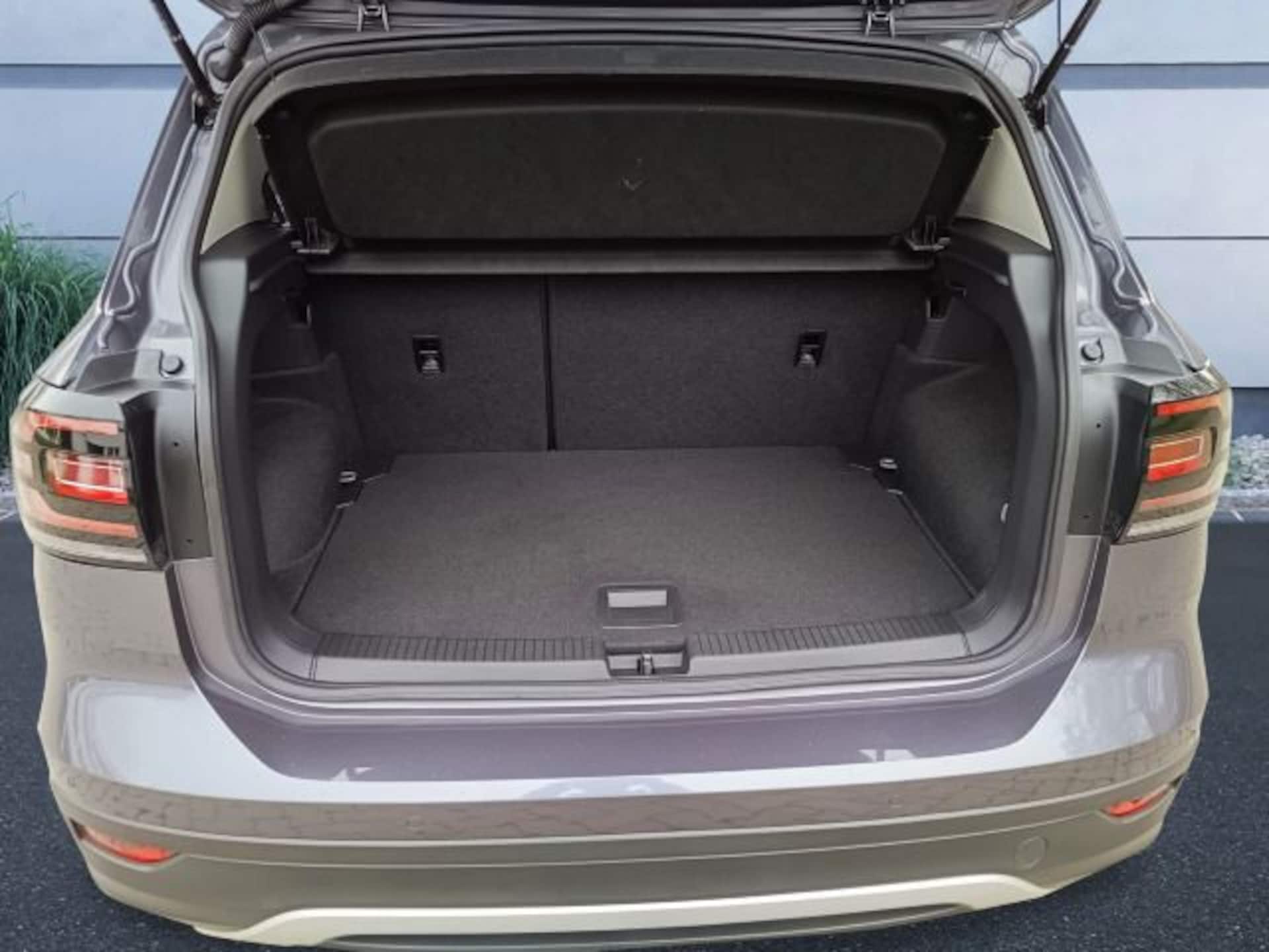 Volkswagen T-Cross Style