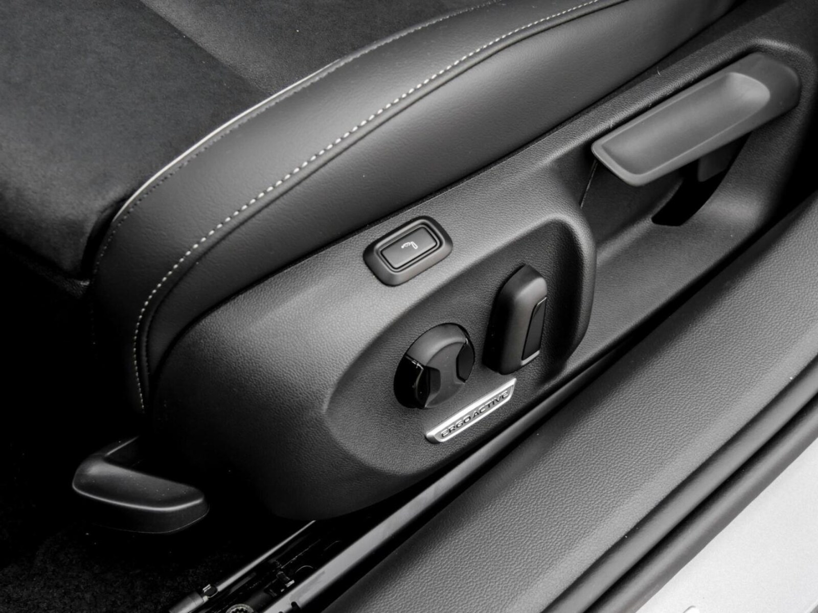 Volkswagen Passat – Bild 12