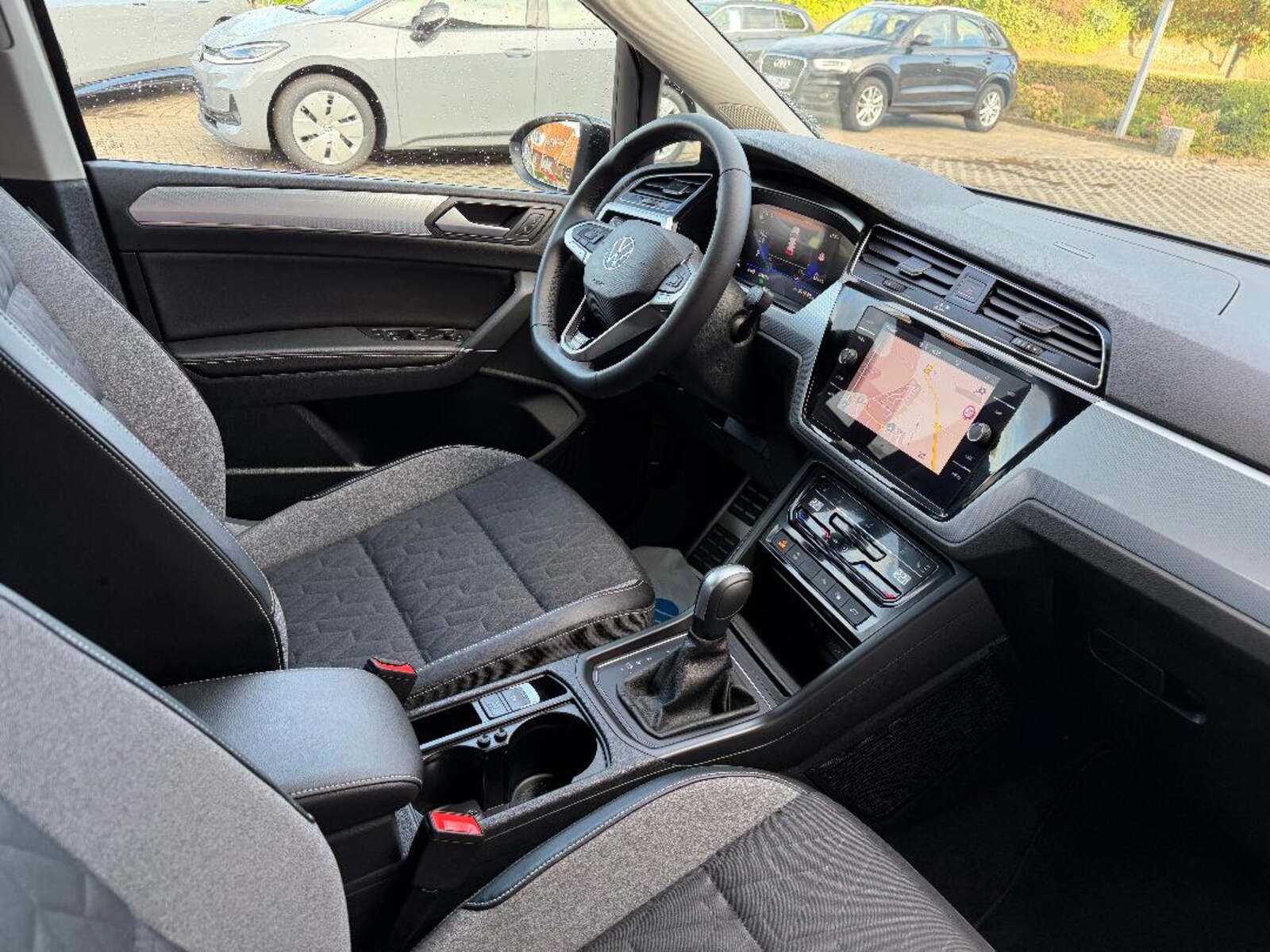 Volkswagen Touran – Bild 21