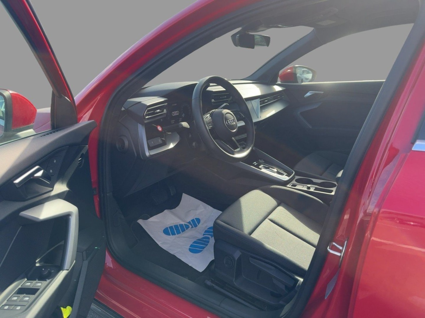 Bild über Audi A3 allstreet 35 TFSI S tronic - für weitere Informationen kontaktieren Sie den Audi Partner