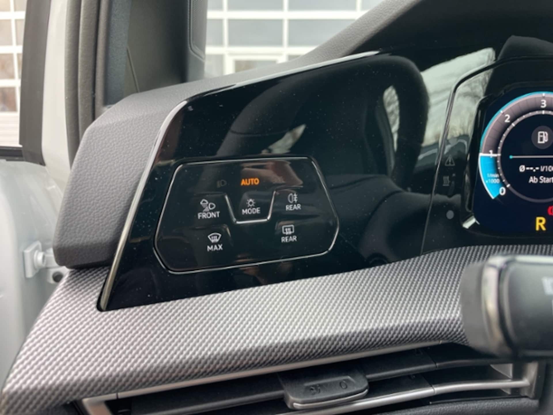 Volkswagen Golf Variant R-Line