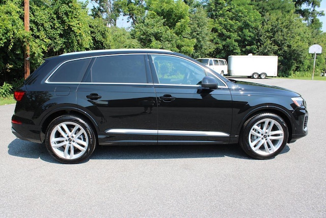 2025 Audi Q7 Premium Plus - Photo 9