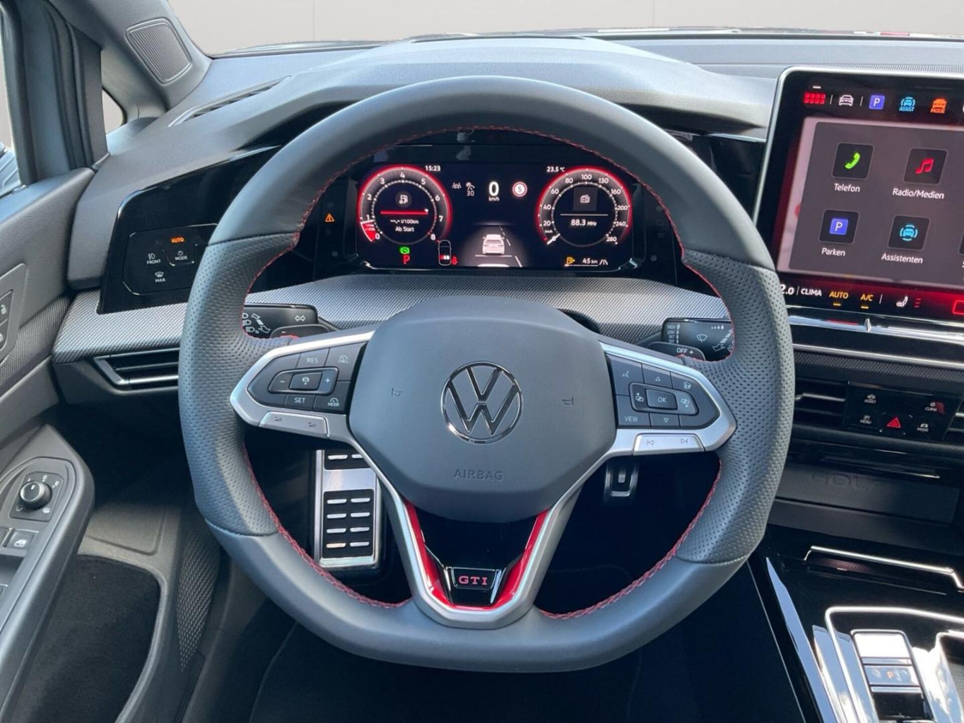 Volkswagen Golf GTI