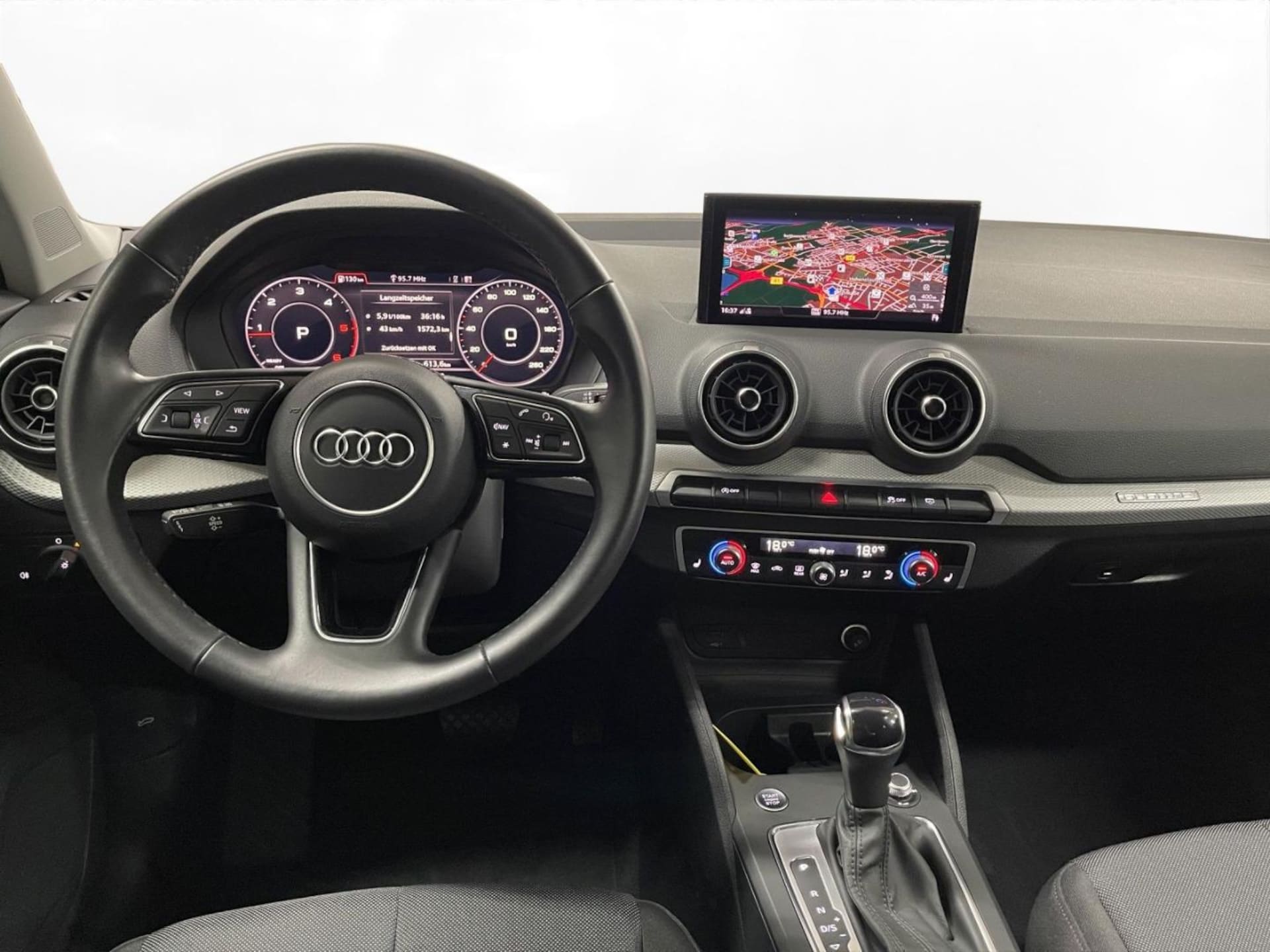 Audi Q2 S line