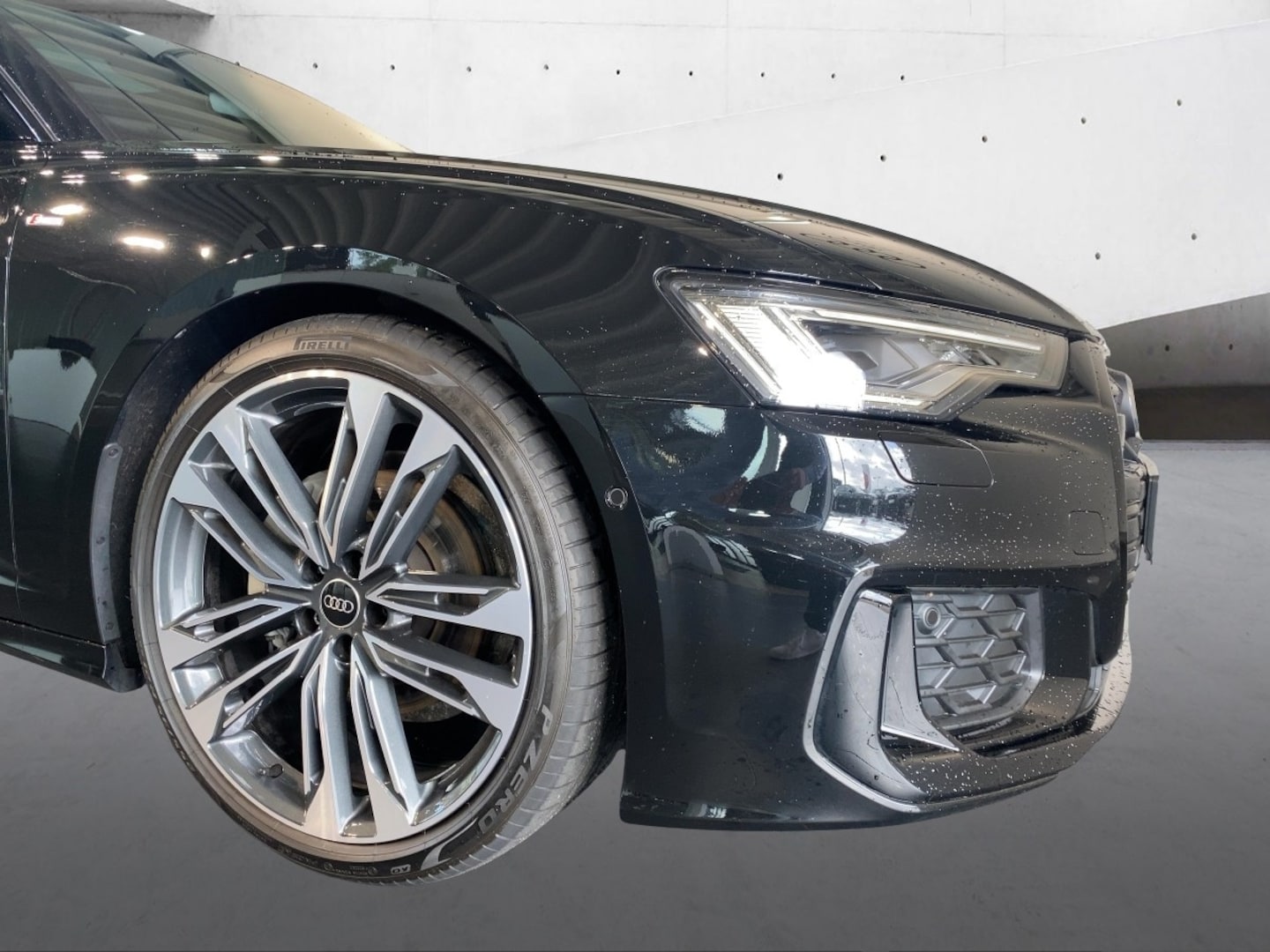 Bild über Audi A6 Avant S line 40 TDI quattro S tronic - für weitere Informationen kontaktieren Sie den Audi Partner