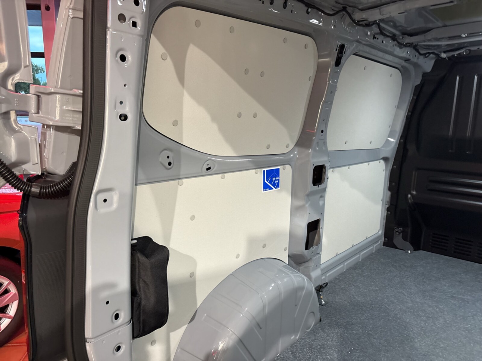 Volkswagen Transporter Kasten kurzer Radstand – Bild 17