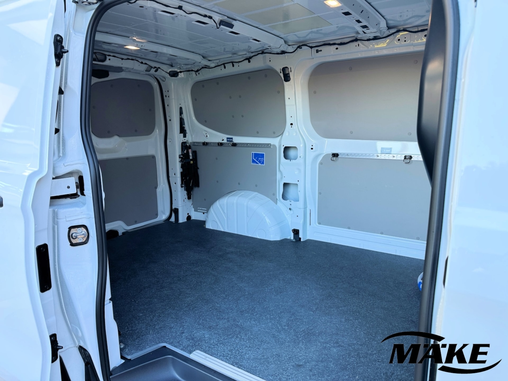 Volkswagen Transporter Kasten kurzer Radstand