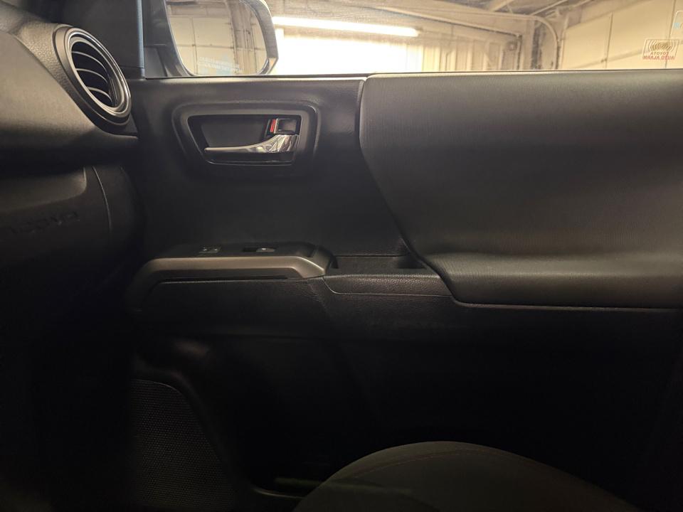 2019 Toyota Tacoma TRD Sport - Photo 35