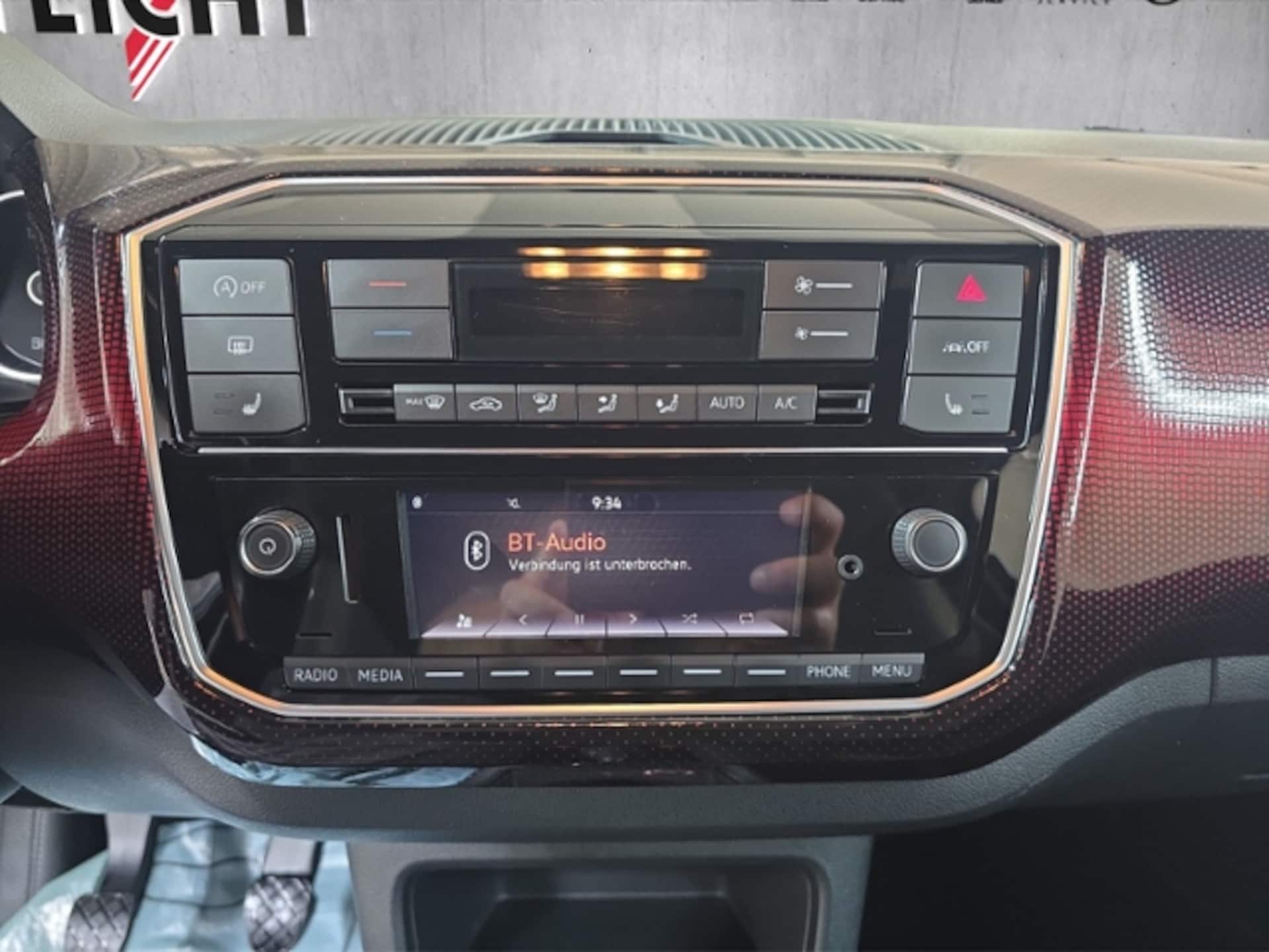Volkswagen up! GTI