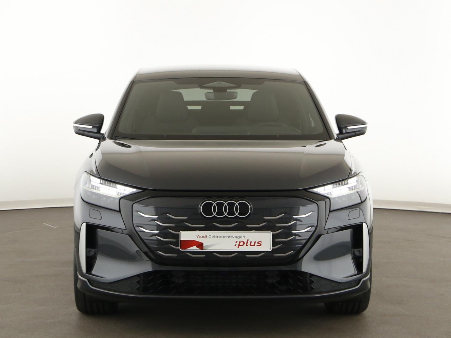 Bild über Audi Q4 Sportback e-tron e-tron quattro 220 kW - für weitere Informationen kontaktieren Sie den Audi Partner