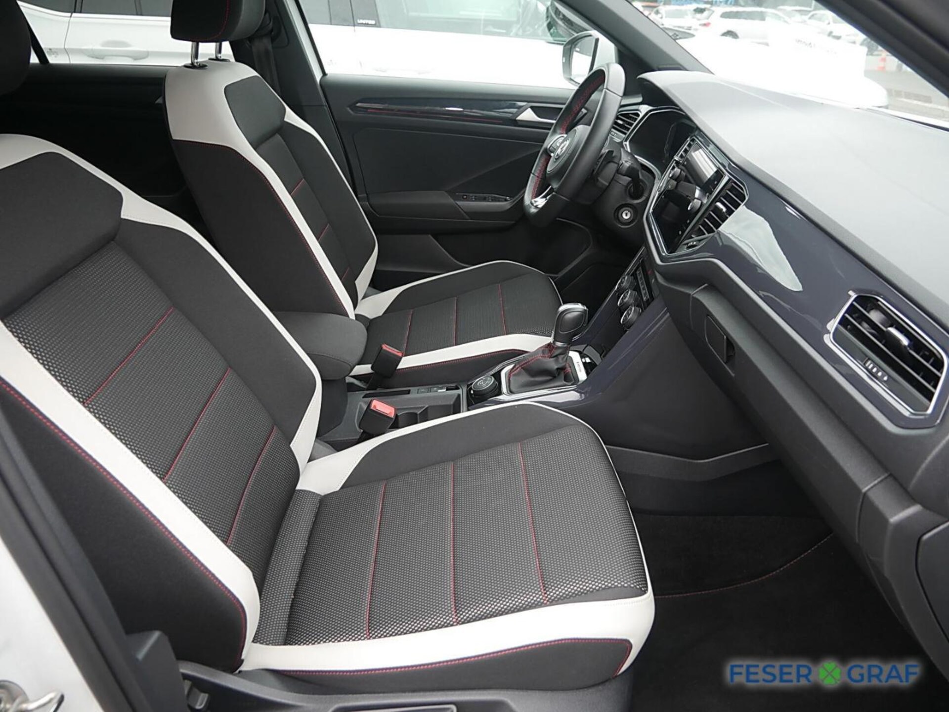 Volkswagen T-Roc Sport