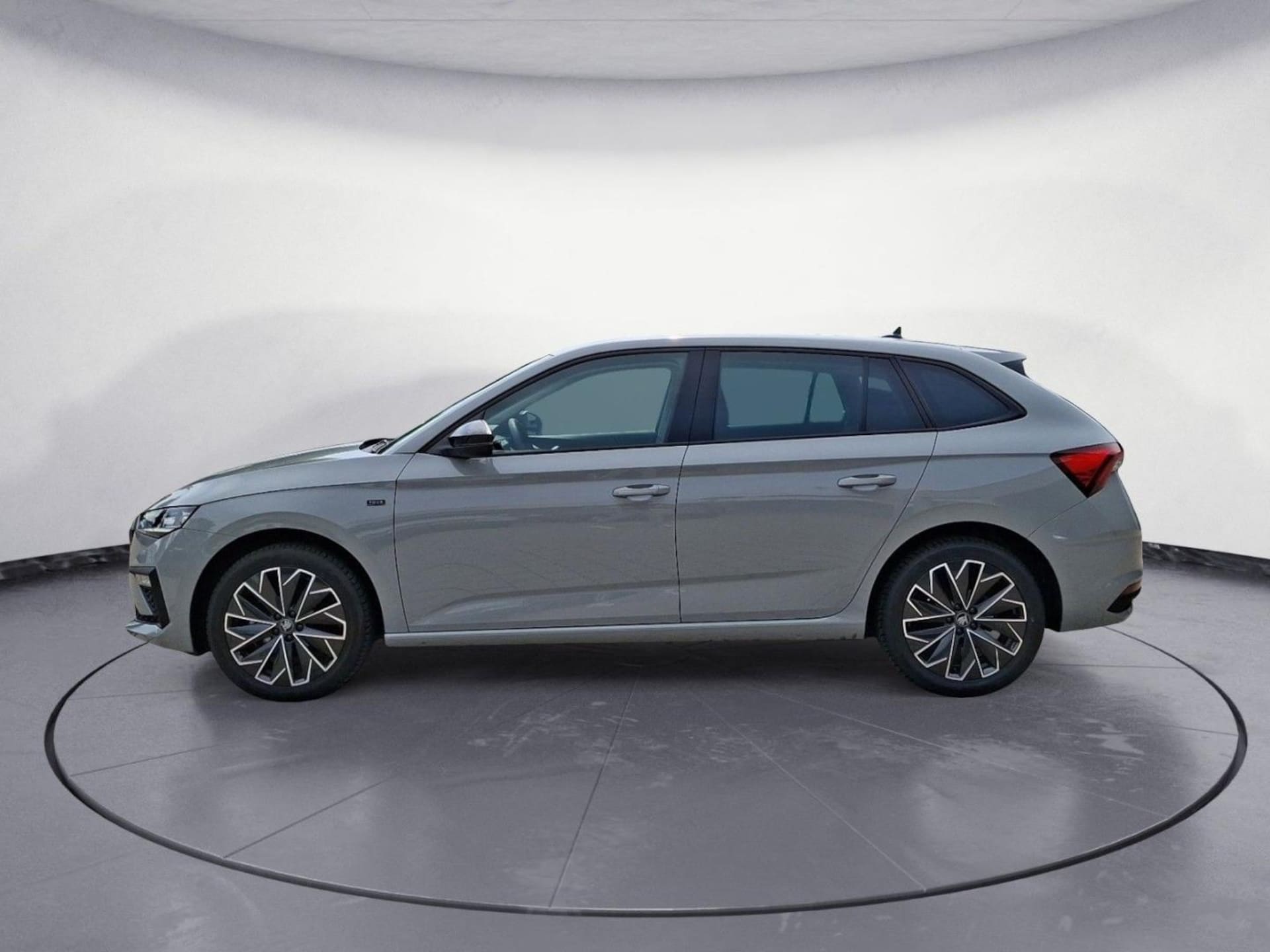 Skoda Scala Tour