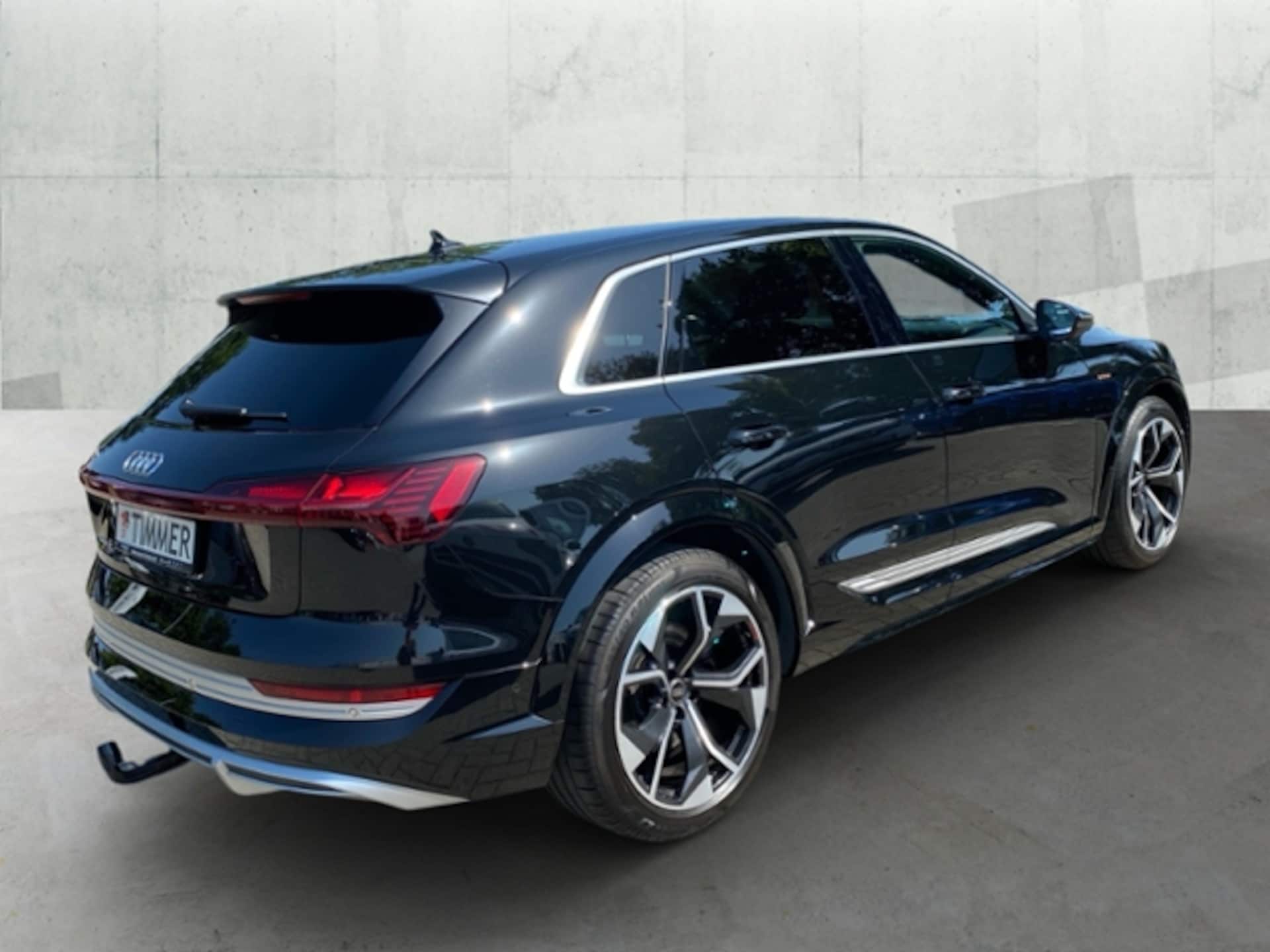 Audi e-tron S