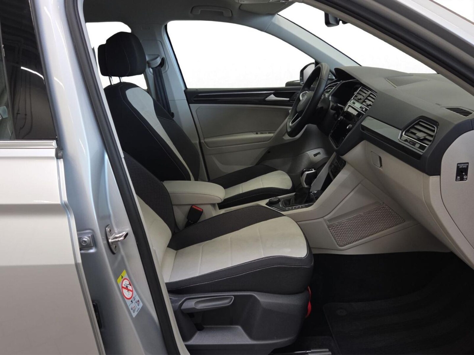 Volkswagen Tiguan – Bild 6