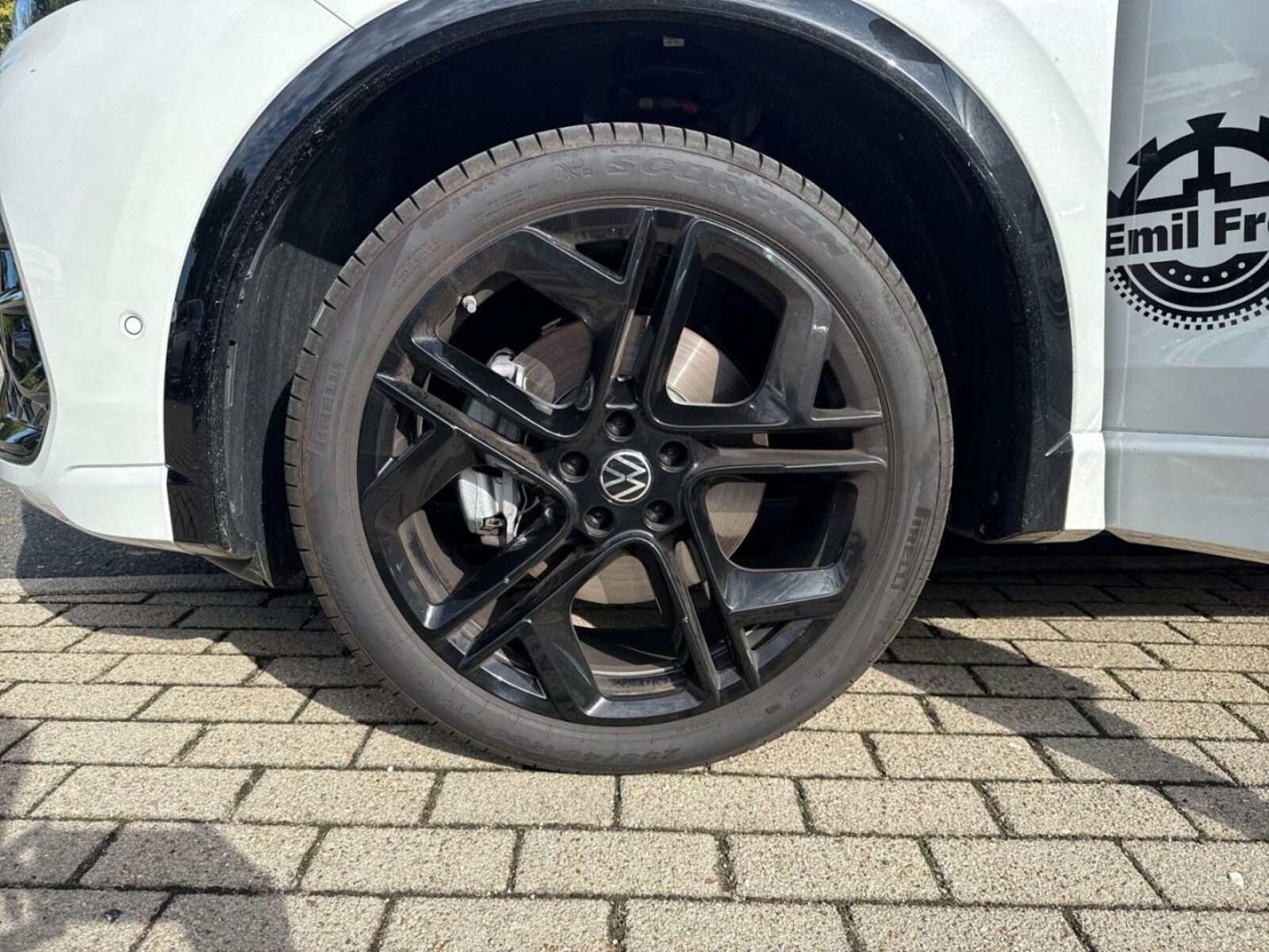 Volkswagen Tiguan – Bild 16