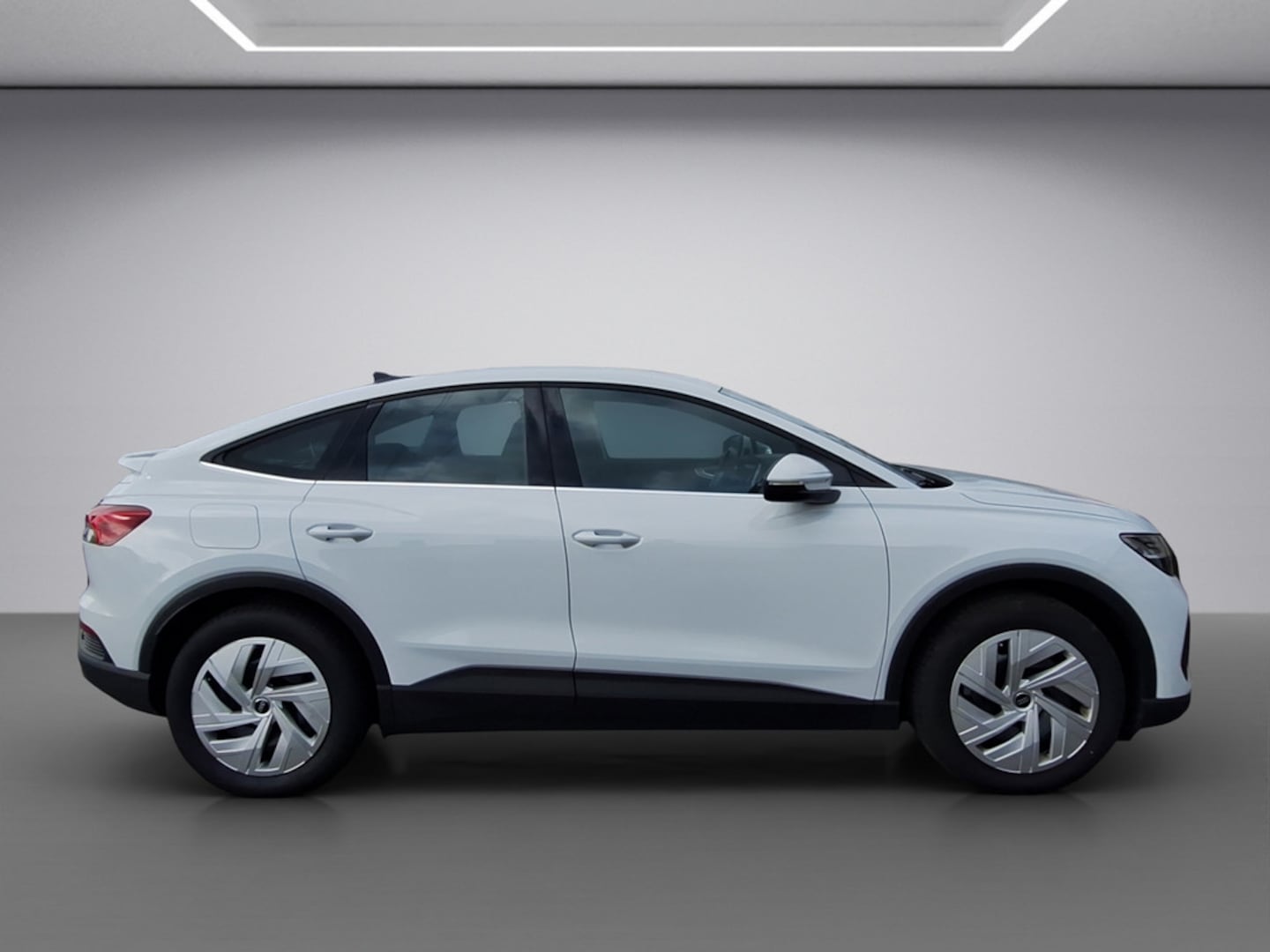 Bild über Audi Q4 Sportback e-tron 45 e-tron quattro - für weitere Informationen kontaktieren Sie den Audi Partner