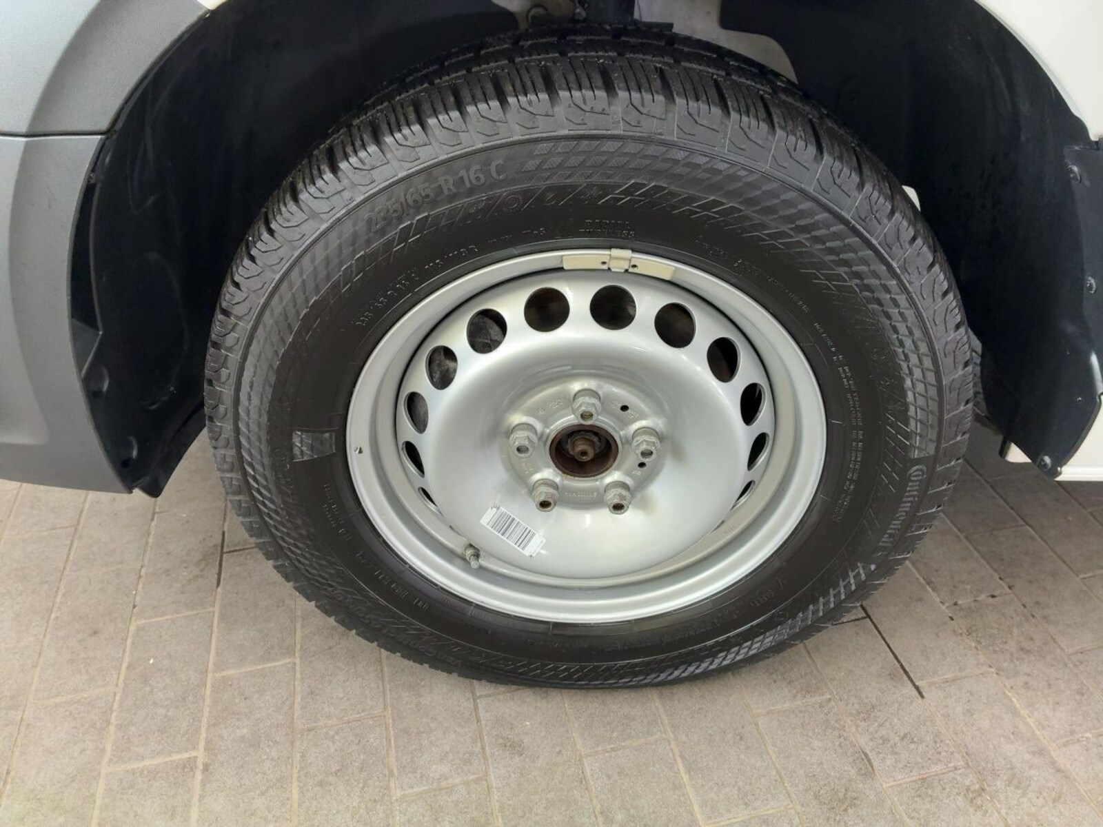 Volkswagen Crafter Kasten mittlerer Radstand – Bild 9