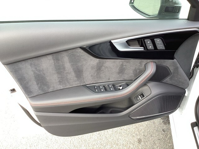 Image about Audi A4 Avant S line 45 TFSI quattro S tronic