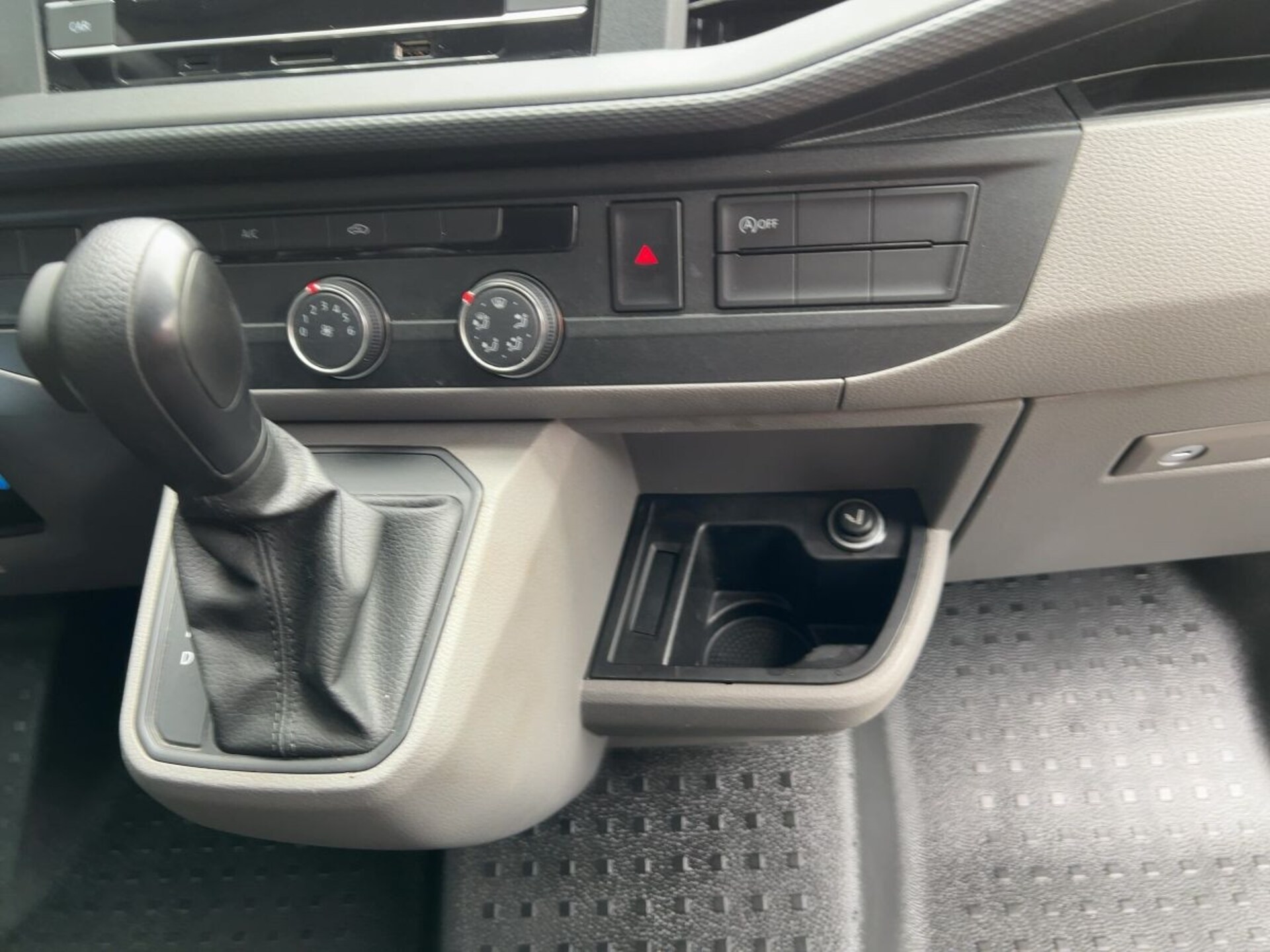 Volkswagen T6.1 Transporter Kasten kurzer Radstand