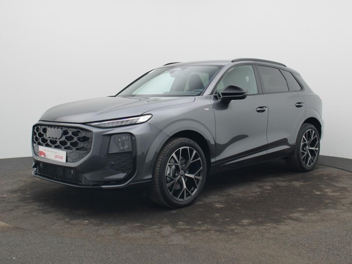 Bild über Audi Q3 SUV TFSI quattro 150 kW S tronic - für weitere Informationen kontaktieren Sie den Audi Partner