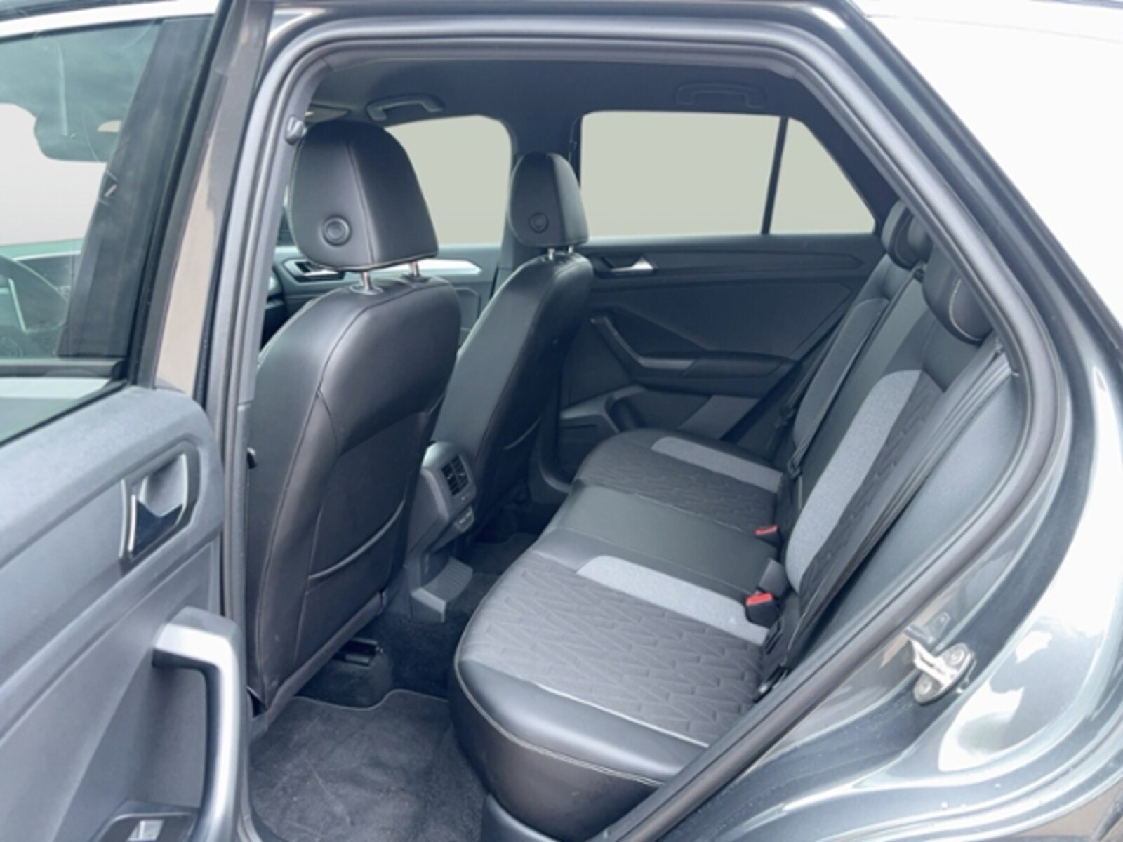 Volkswagen T-Roc – Bild 12