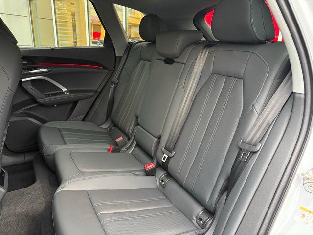 2025 Audi Q5 Premium Plus - Photo 10