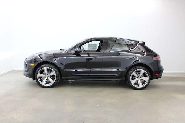 2025 Porsche Macan