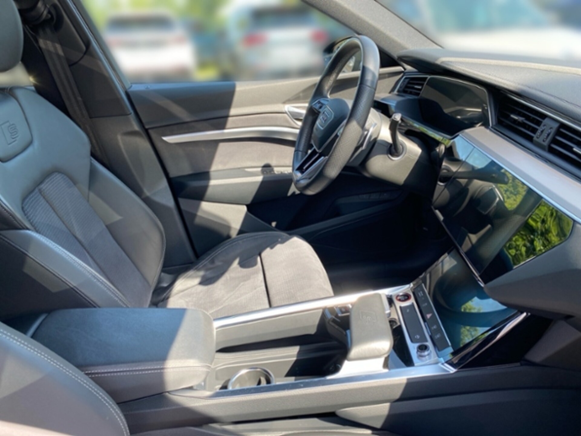 Audi e-tron S