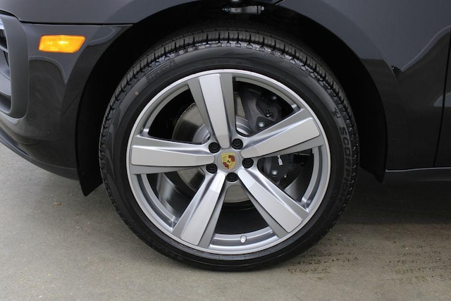 2025 Porsche Macan Base - Photo 12