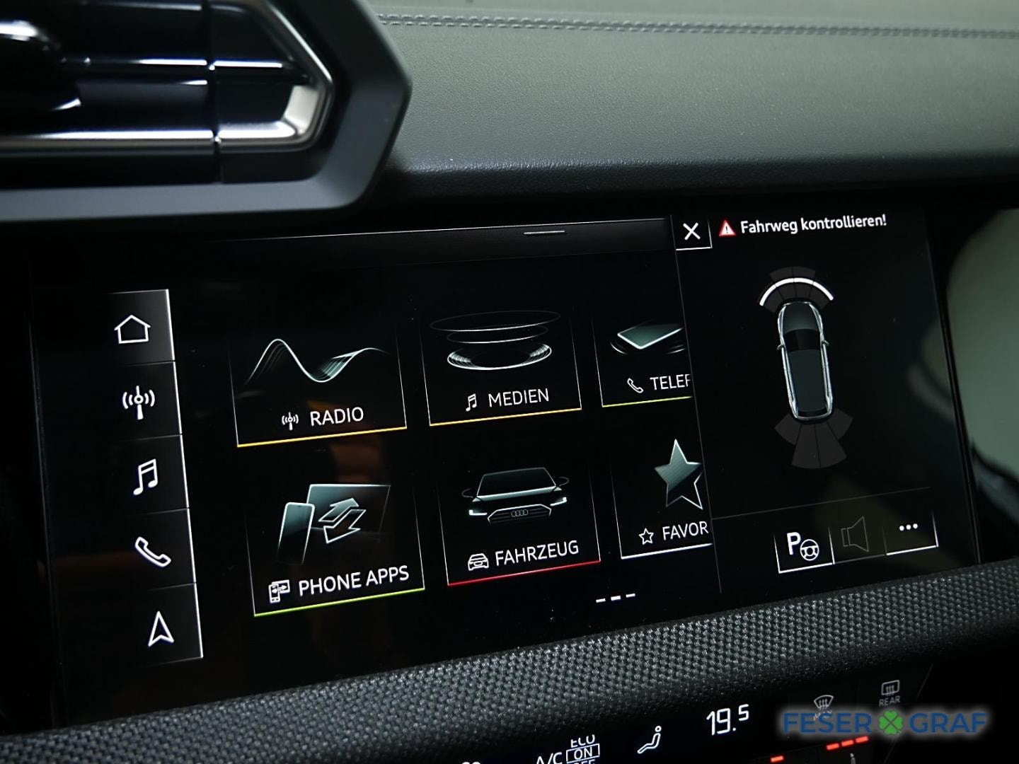 Bild über Audi S3 Sportback TFSI quattro S tronic - für weitere Informationen kontaktieren Sie den Audi Partner