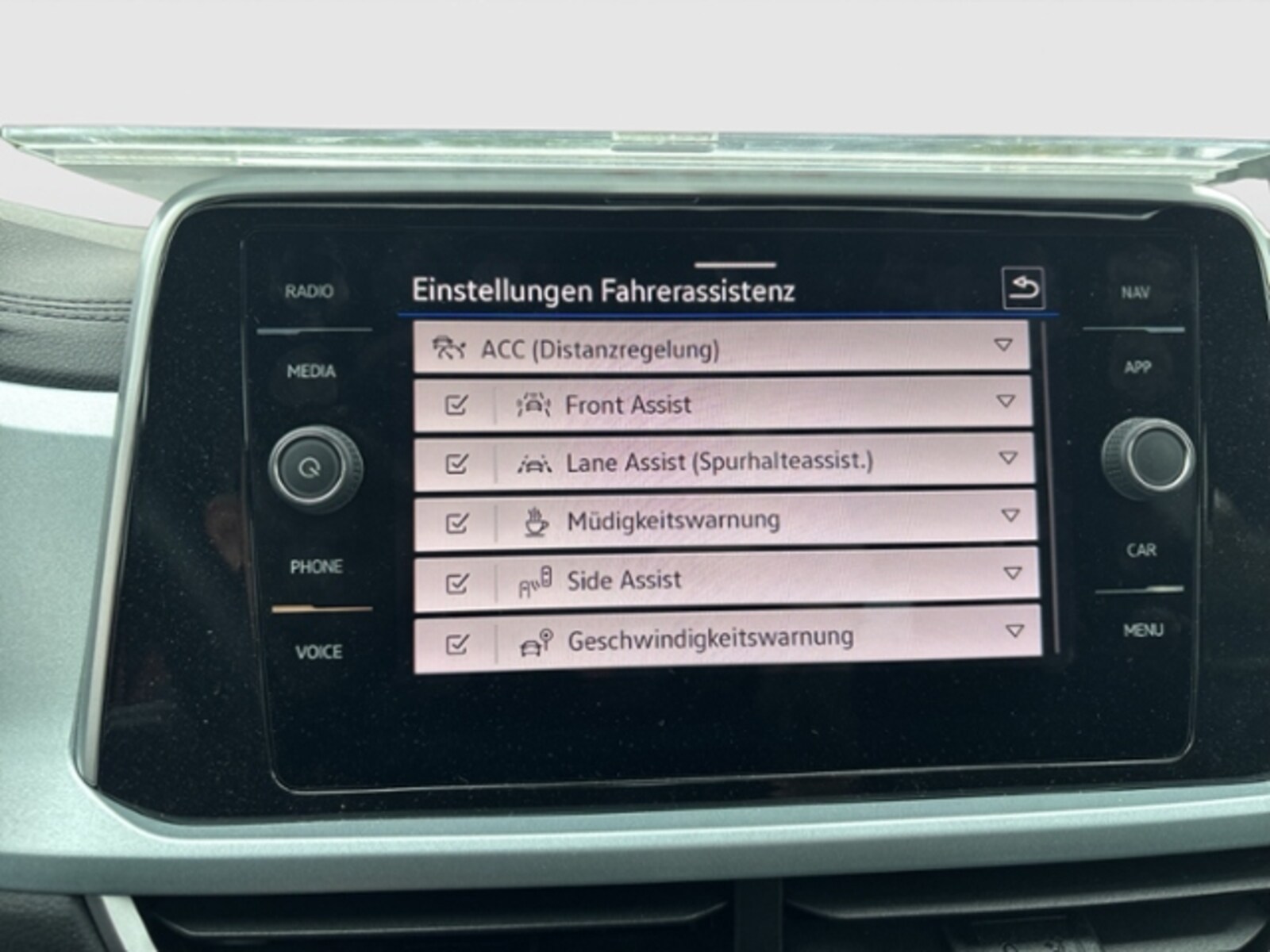 Volkswagen T-Roc – Bild 18
