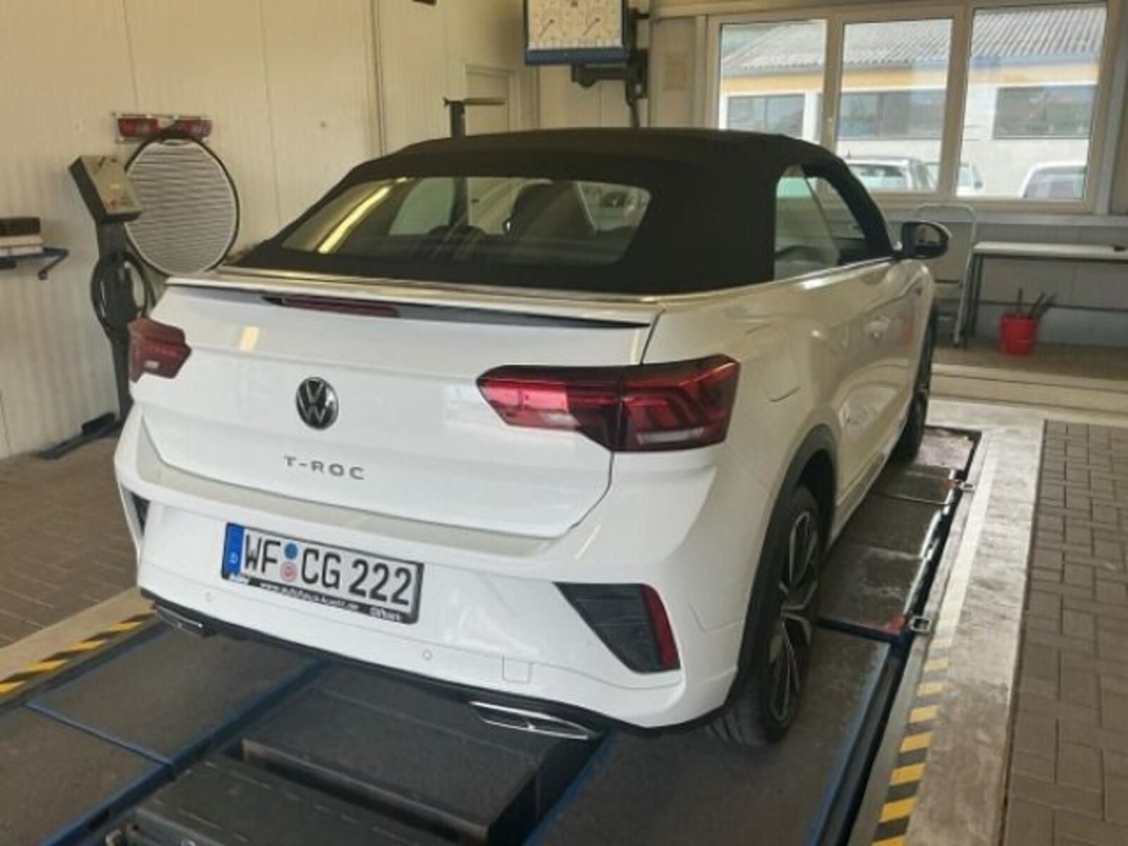 Volkswagen T-Roc Cabriolet – Bild 2