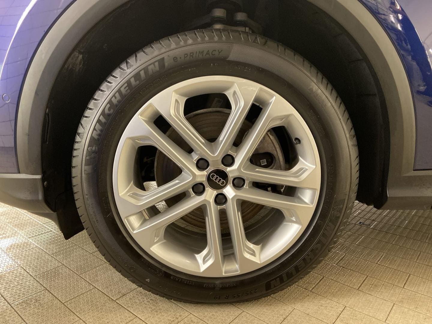 Bild über Audi Q5 SUV TFSI 150 kW S tronic - für weitere Informationen kontaktieren Sie den Audi Partner