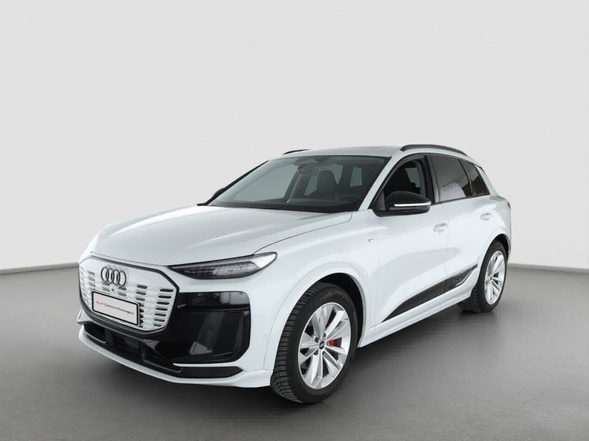 Audi Q6 SUV e-tron